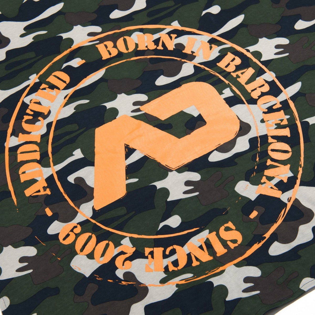 Addicted Camo Beach Blanket Camouflage AD706