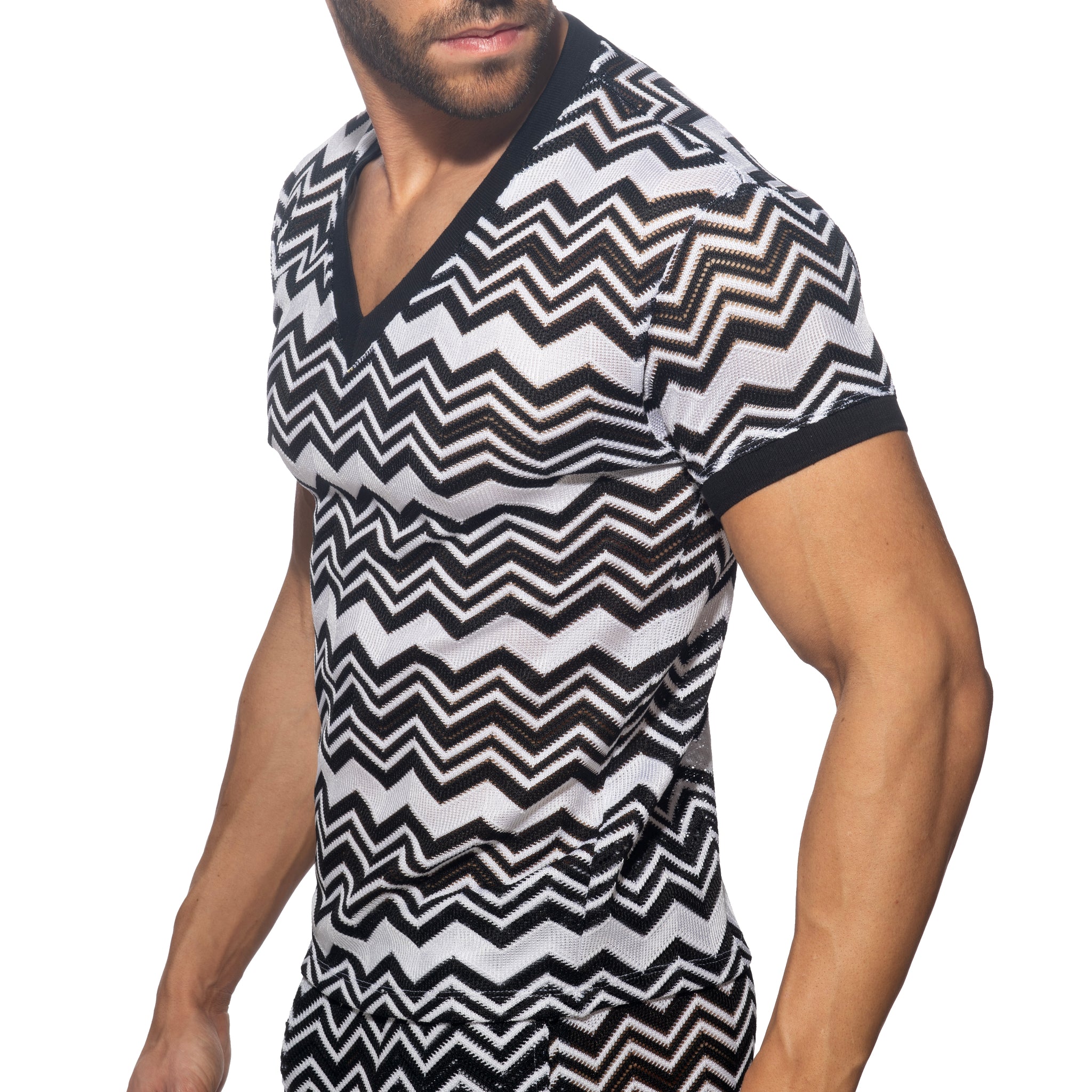 Addicted Isparta V-Neck T-Shirt Black AD1368